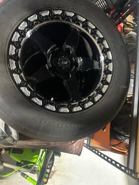 Forgestar F00170022p45 D5 Beadlock 17x10 Wheels With Mickey Thompson Et Street R 305/45r17